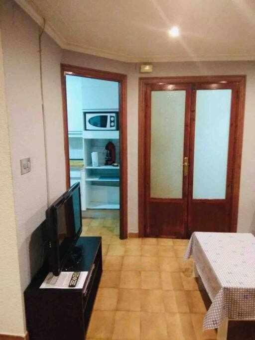 Apartamentos Centro Ciudad 2 Habitaciones Ельда Екстер'єр фото