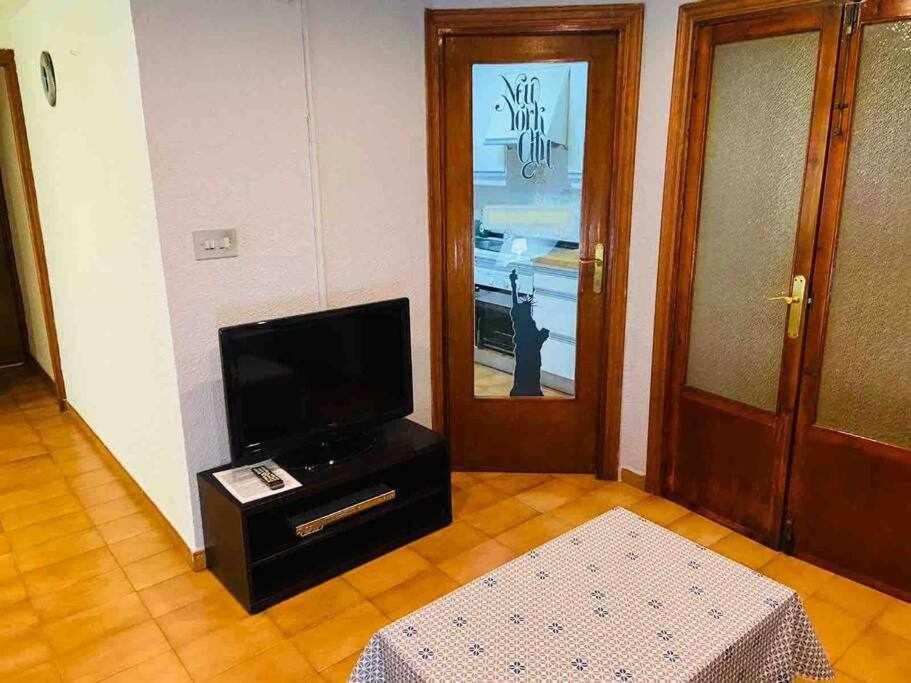 Apartamentos Centro Ciudad 2 Habitaciones Ельда Екстер'єр фото