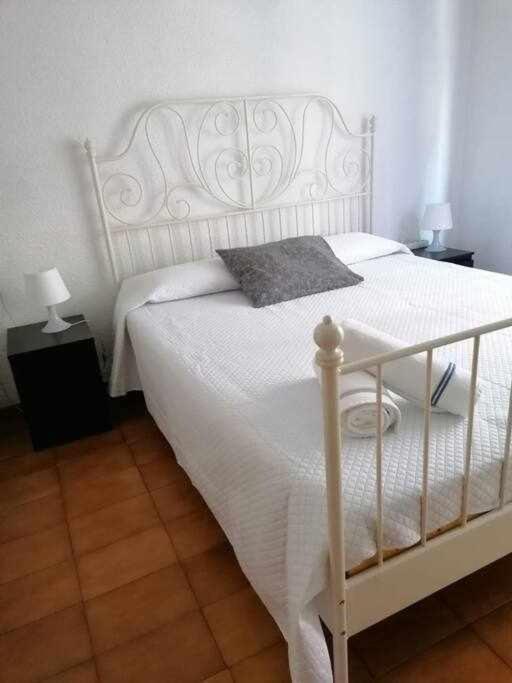 Apartamentos Centro Ciudad 2 Habitaciones Ельда Екстер'єр фото