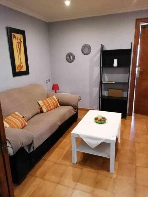 Apartamentos Centro Ciudad 2 Habitaciones Ельда Екстер'єр фото